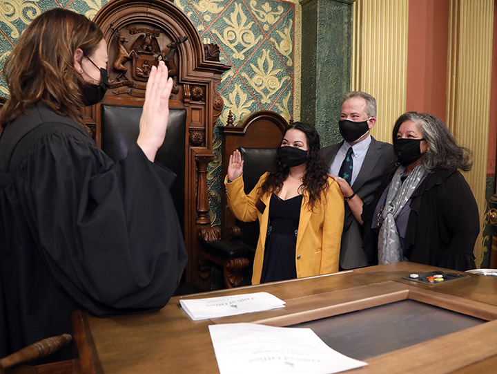 Supreme Court Justice Megan Cavanagh swore in newly-elected state Representative Mary Cavanagh (D-Redford Twp.) on the House floor December 28, 2021.