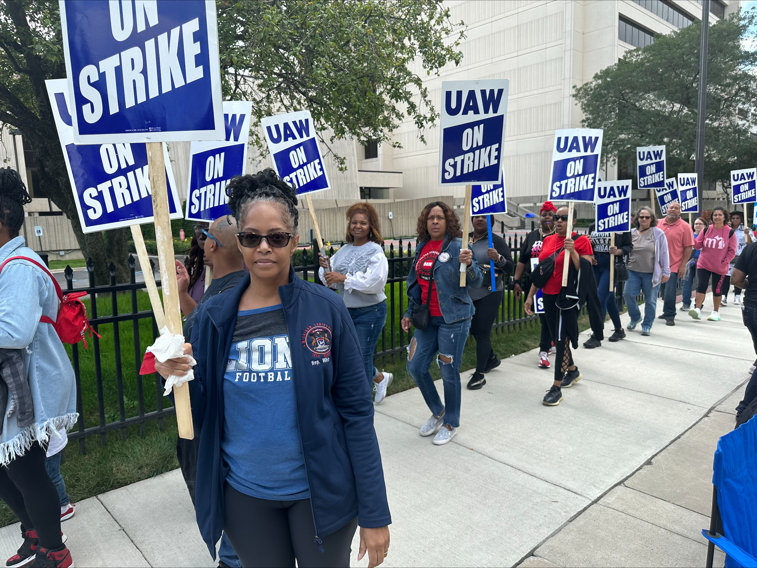 Michigan Rep. Karen Whitsett (D-Detroit) on the picket line with UAW workers in solidarity.