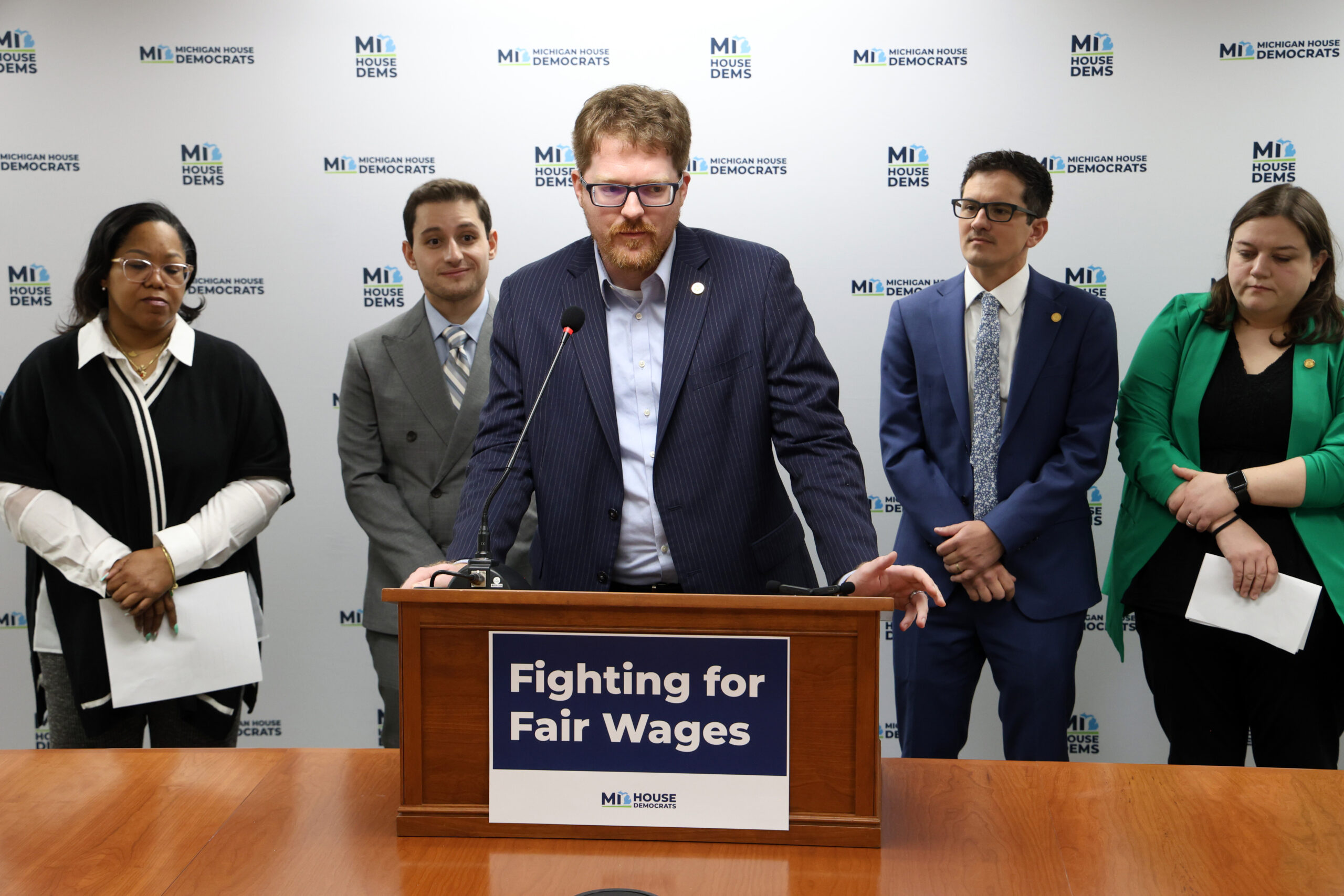 Rep Andrews speaks at a press conference on Fighting for fair wages