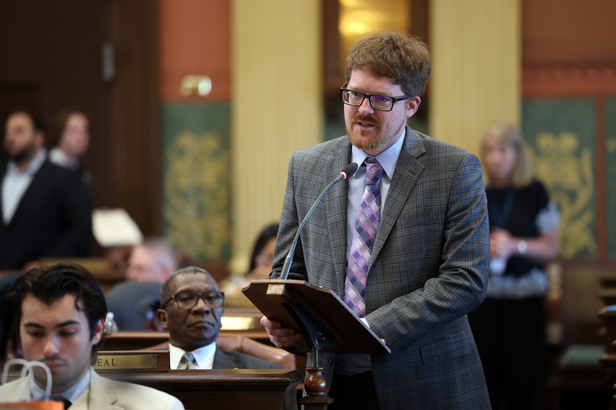 Rep Andrews speaks on the House floor
