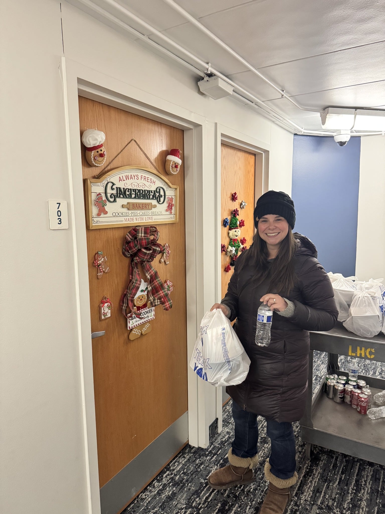 State Rep. Laurie Pohutsky delivers food